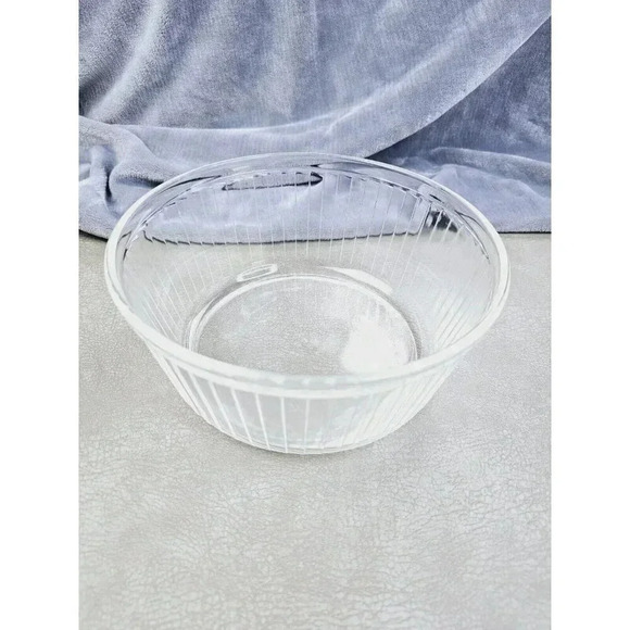 Pyrex 10 Clear Ribbed 4X8.5 Casserole Souffle Mixing Salad Anything Deep Dish US - Picture 6 of 7